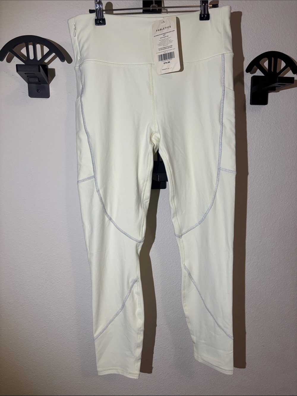 NWT Fabletics cold weather Active Leggings